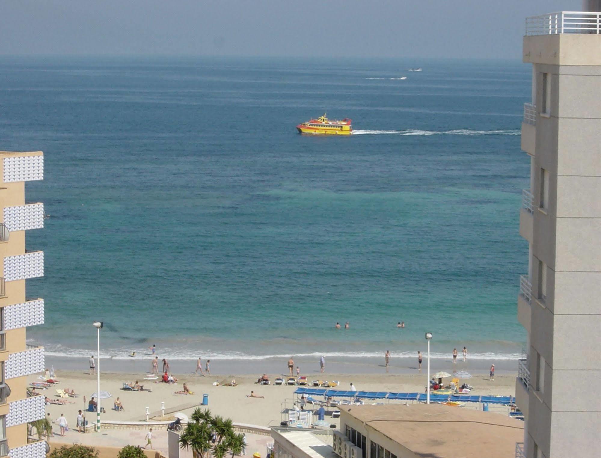 Victoria Beach Apartments Калпе Екстериор снимка