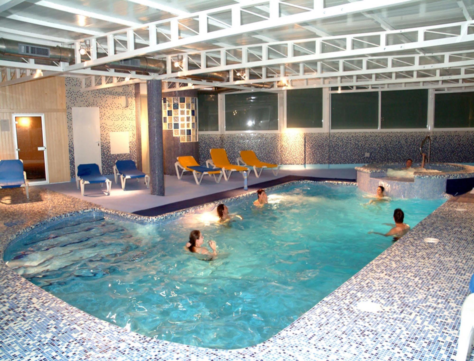 Victoria Beach Apartments Калпе Екстериор снимка